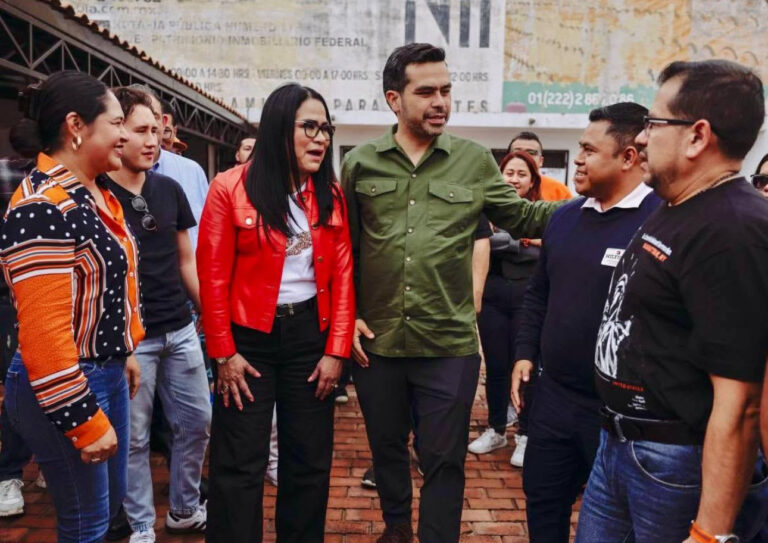 MC envió ayuda a damnificados en la Sierra Norte, Jorge Álvarez Máynez, estuvo en Puebla