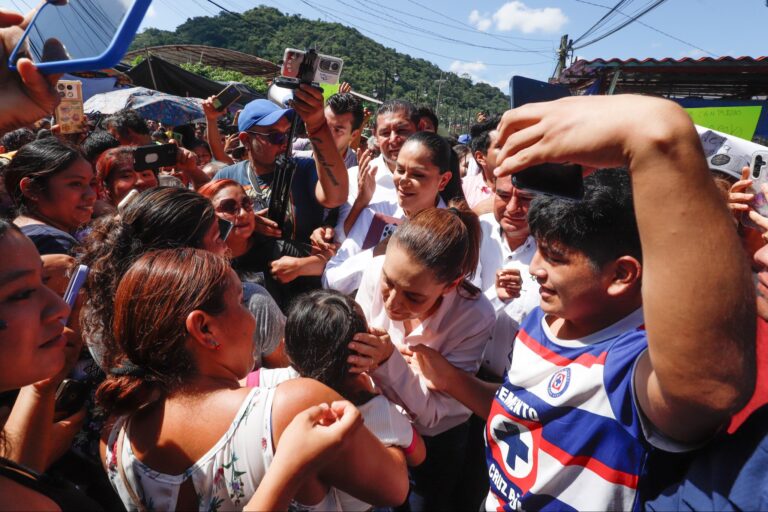 Regaño presidencial: Sheinbaum exhibe al alcalde de Huauchinango