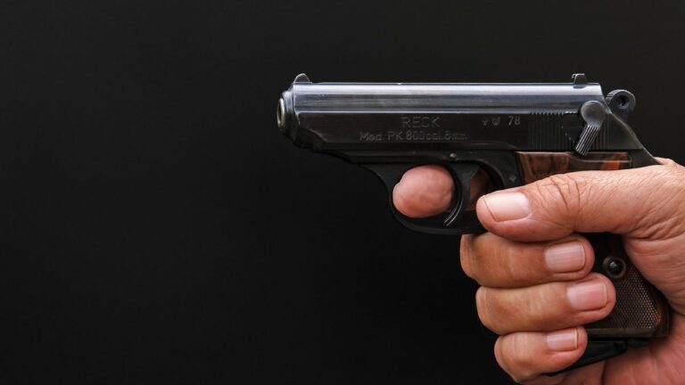 Policía municipal de Coronango asesina a un hombre