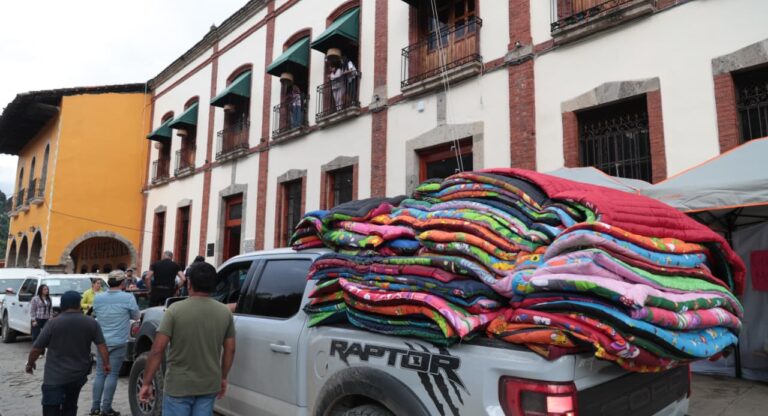 Mantienen diputadas y diputados cercanía y apoyo a personas afectadas por las lluvias 
