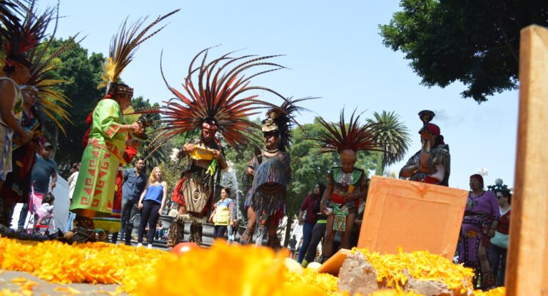 Cámara de Comercio de Puebla estima derrama económica de 769 millones de pesos por los festejos de Día de Muertos