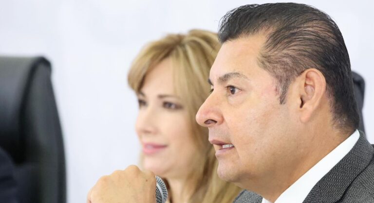 Casas del Abue trascienden cambios de gobierno; política humanitaria exitosa con dignidad