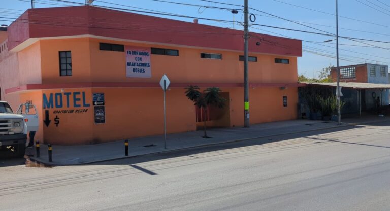 Hallan muerta a una mujer en el Motel Manzanilla, FGE investiga