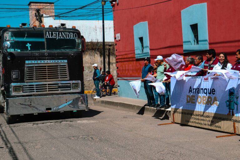 Mejoran servicios en San Pablo Tecamac con nueva obra de drenaje sanitario