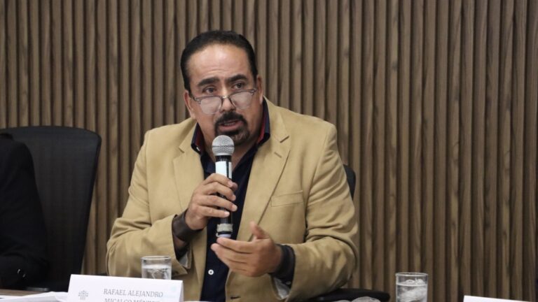 Comparecen Soapap y Agua de Puebla en Comisión del Congreso 