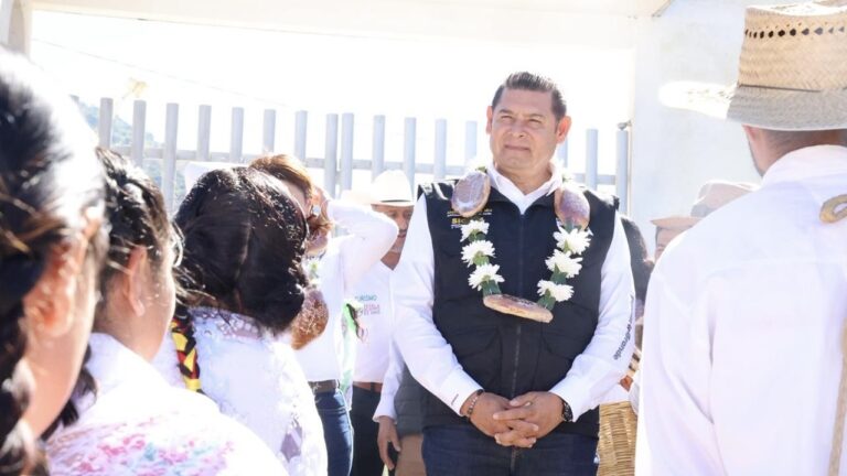 Mujeres tesoreras de Cuautempan administran casi 6 mdp en proyectos de Obra Comunitaria