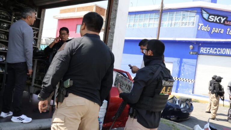 Ordena Juez de Control cateo en inmuebles de la 46 poniente; asegura placas y autopartes reportadas como robadas