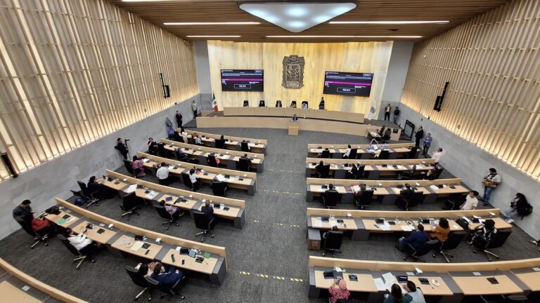 Congreso entregará este jueves la Medalla al Mérito Docente “Juan C. Bonilla”