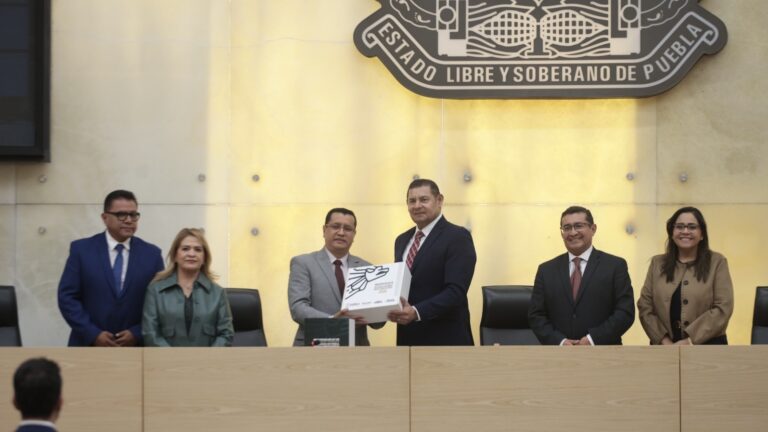 Recibe Congreso del Estado Paquete Económico 2026, integrado con una visión social y humanista  