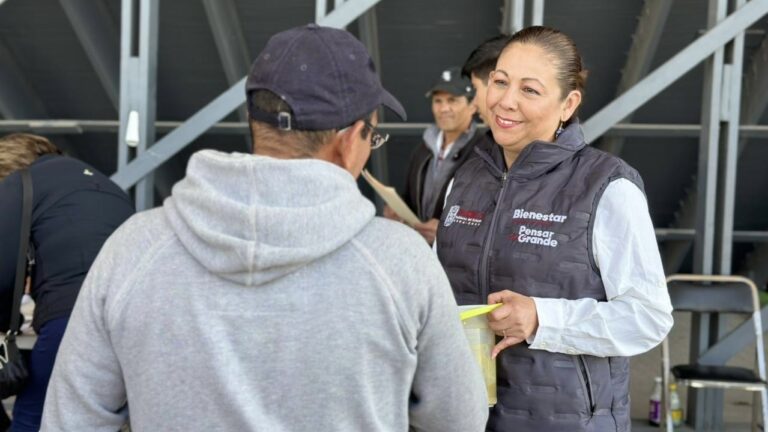 Avanza entrega de apoyos a la vivienda para policías