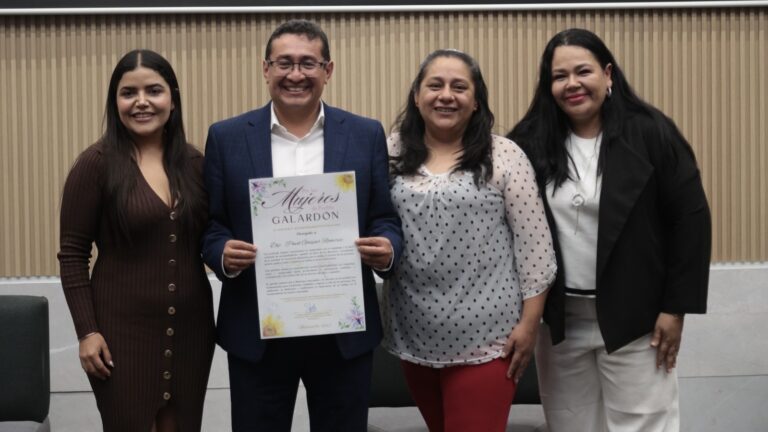 En el Congreso del Estado rinden homenaje a quienes lideran con fuerza e inspiran con acción 