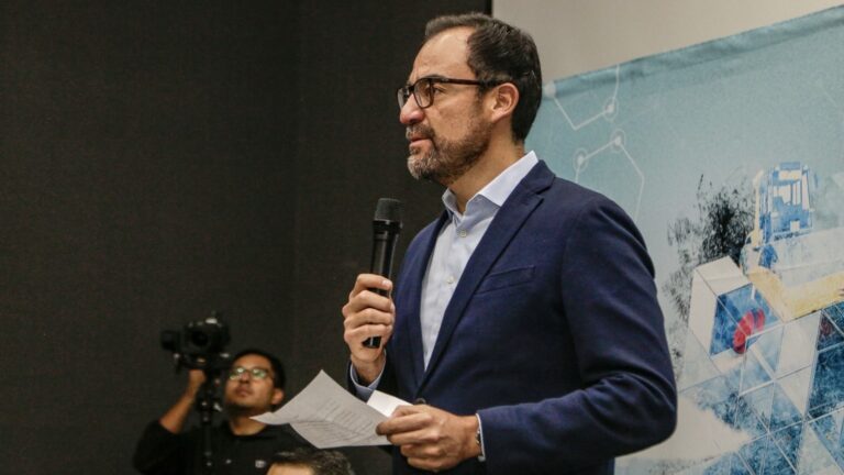 Promueve Gobierno de la Ciudad soluciones tecnológicas con Hackatón 2025