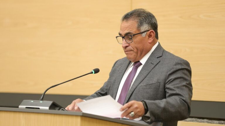 Presenta diputado Elpidio Díaz exhorto a empresas para que cumplan con el pago de aguinaldo