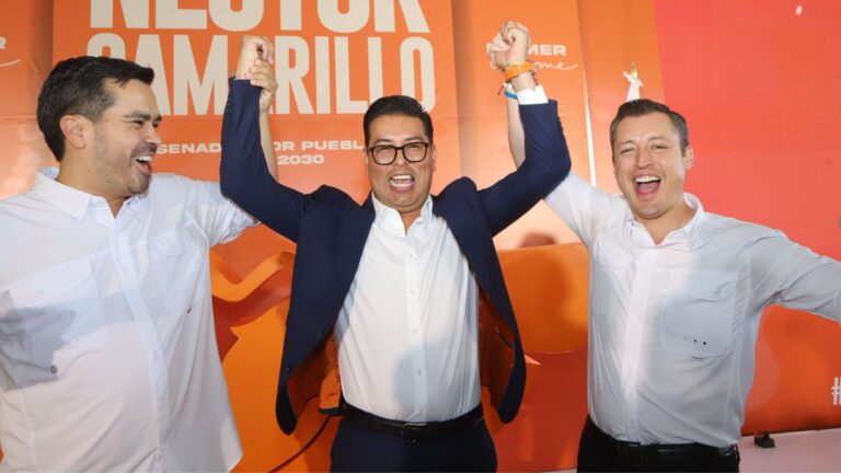 Presenta su primer informe legislativo el Senador Néstor Camarillo Medina