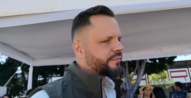 Superamos la meta de tapar más de 200 mil baches