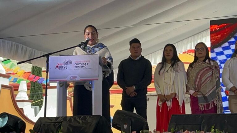 Inaugura Lupita Cuautle fiesta patronal