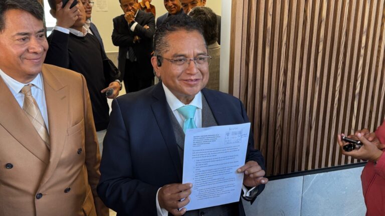 Román, quiere la Auditoría Superior