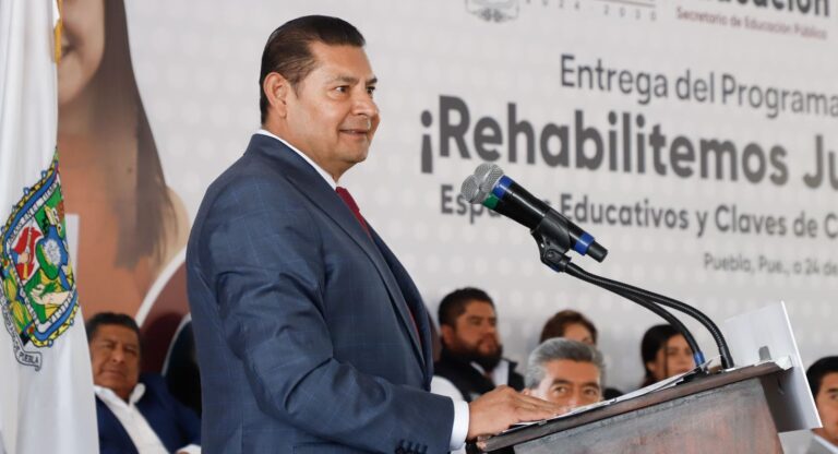 Gobierno de Puebla brinda bienestar y seguridad con dignificación de 107 planteles educativos