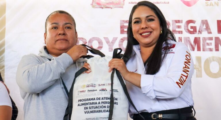 Entrega Tonantzin Fernández apoyos alimentarios a personas en situación vulnerable