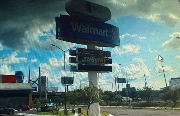 Ahora le tocó a Walmart Ciudad Judicial; roban equipo de telefonía