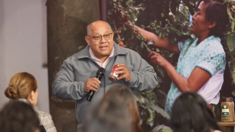 La SADR junto a DIF Estatal fortalecen el consumo del café poblano