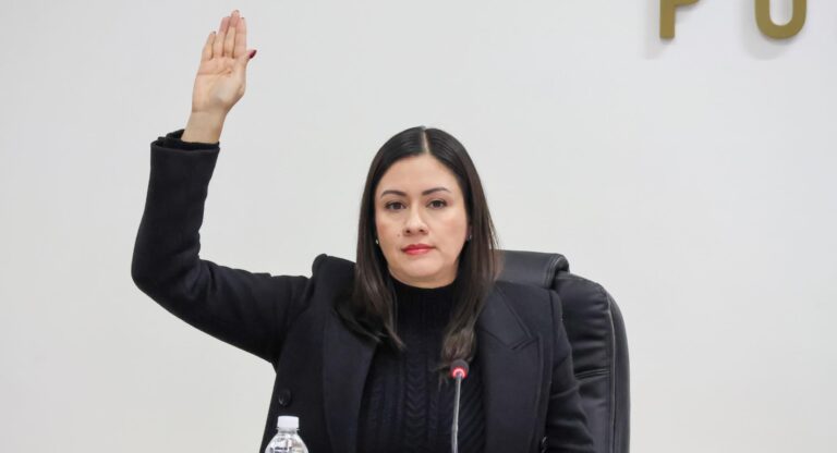 IEE aprueba calendarización de sanciones a partidos políticos para 2026