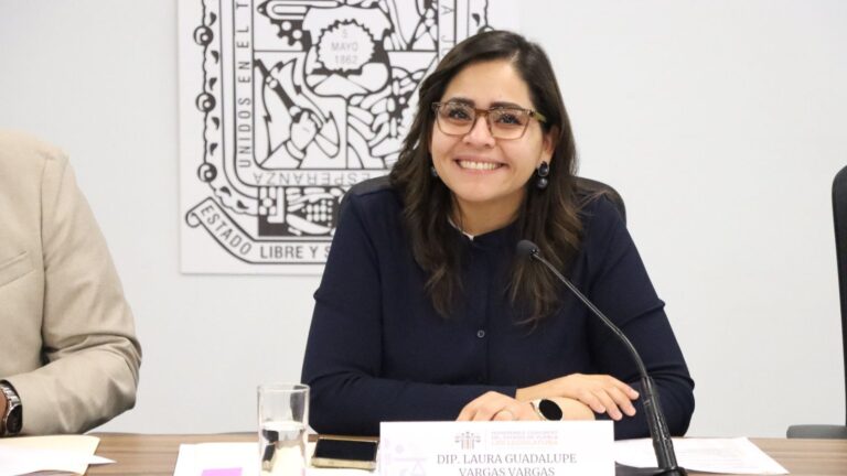 Avala Comisión del Congreso Leyes de Ingresos de 42 municipios para el Ejercicio Fiscal 2026