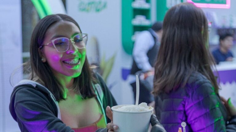 GUM y Bombay demuestran el poder del marketing experiencial: De la frustración del consumidor a la conexión emocional