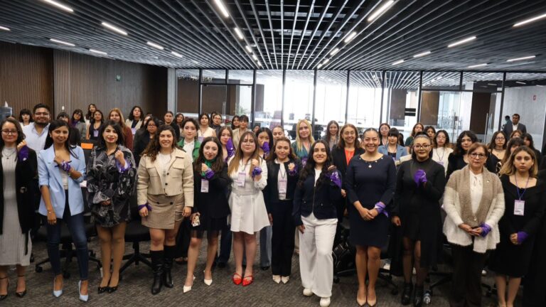 Secretaría de Deporte y Juventud participa en Parlamento Estatal de Mujeres Jóvenes
