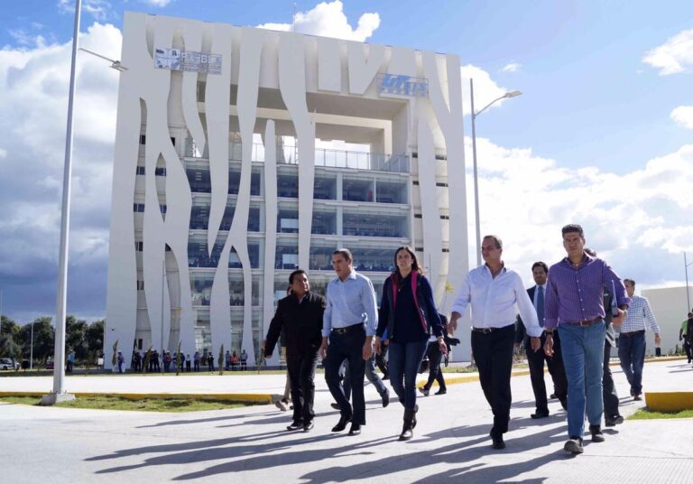 El robo transgeneracional y obsceno de Moreno Valle