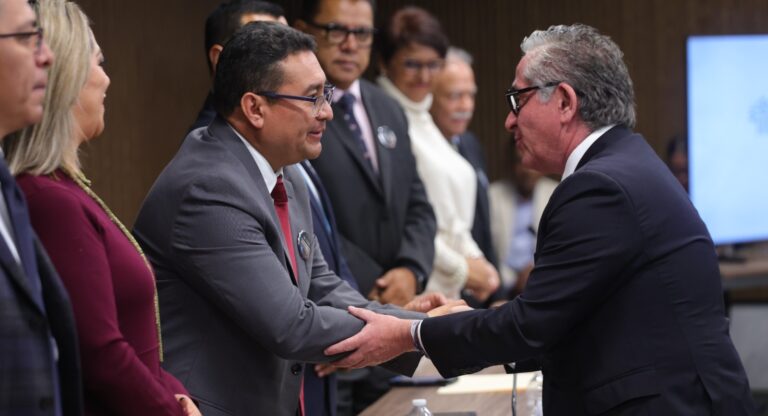 Concluye Congreso del Estado actividades conmemorativas por el Bicentenario de la Constitución 