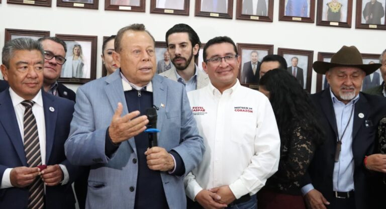 Reconocen a Pavel Gaspar Ramírez por impulsar la figura de diputado migrante