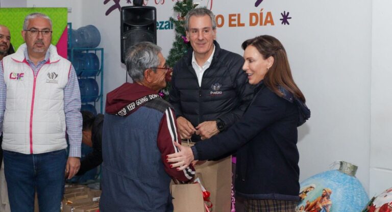 Pepe Chedraui y MariElise Budib encabezan convivencia navideña en el Dormitorio Municipal