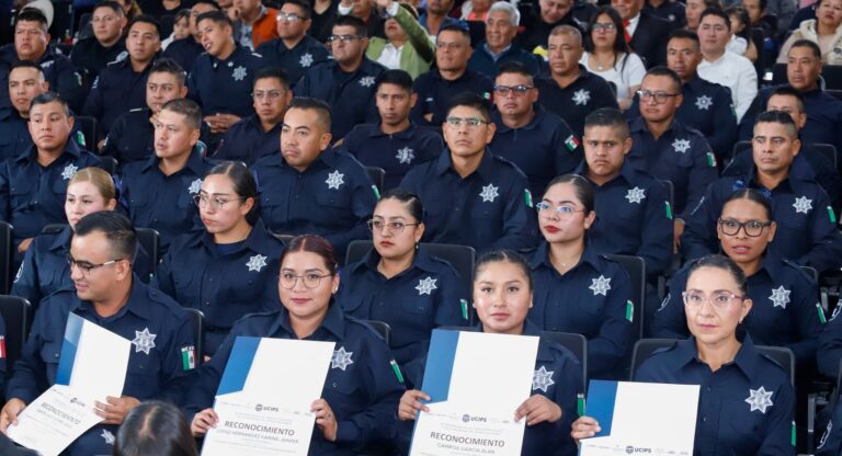 Gobierno de Puebla prepara policías confiables en beneficio de familias