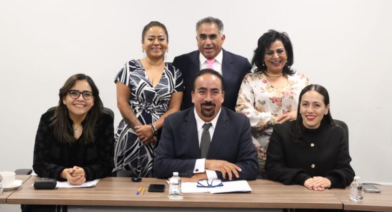 Aprueba Comisión del Congreso exhorto para que municipios resguarden y den en adopción a perros en situación de calle 