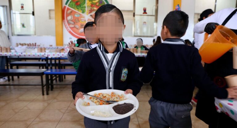 Alimentar a la niñez es sembrar esperanza y bienestar para Puebla: Armenta