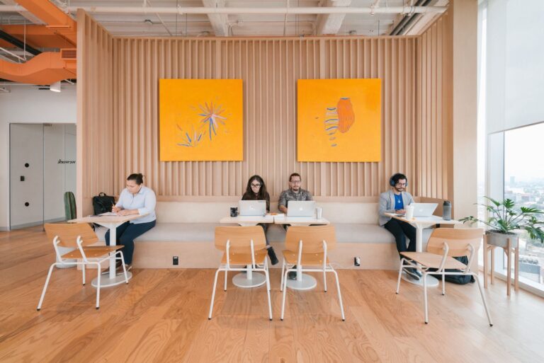 ¿Cómo se trabajó en el mundo en 2025? Nuevos datos de WeWork confirman el avance definitivo del trabajo flexible