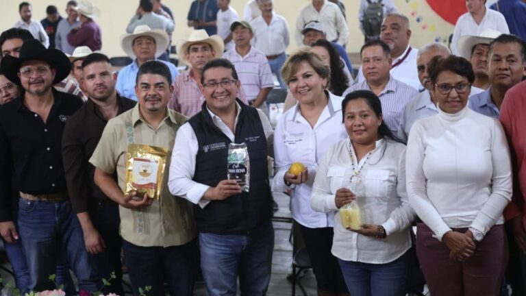 Educación, capacitación financiera y organización, ejes principales para potenciar el sector primario en la entidad: Pavel Gaspar