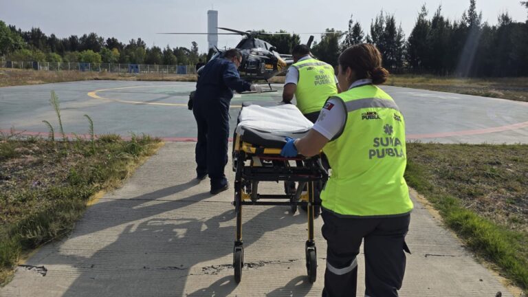 Con ambulancia aérea, Gobierno Estatal agiliza atención médica a menor