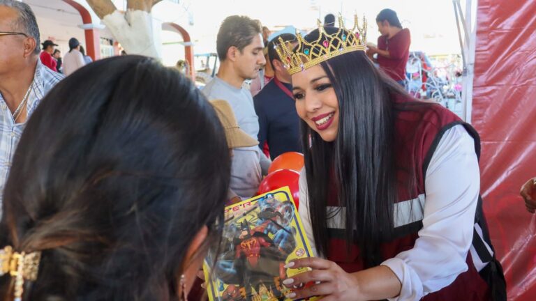Ningún niño sin juguete en San Pedro Cholula