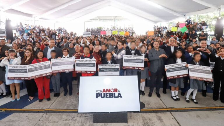 Puebla impulsa educación con inversión histórica en infraestructura y mobiliario escolar