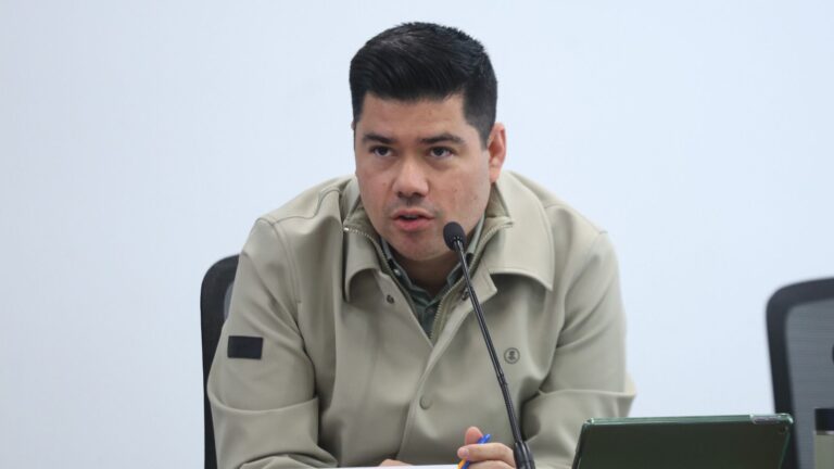 Implementación de campañas sobre consumo social responsable, aprueba Comisión del Congreso