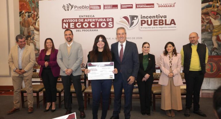 Entrega Pepe Chedraui Avisos de Apertura para impulsar nuevos negocios en Puebla