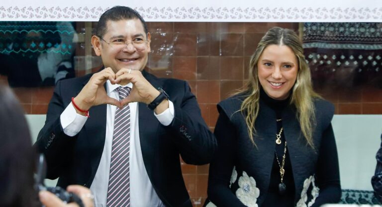 Puebla impulsa a migrantes repatriados con apoyo productivo y visión humanista