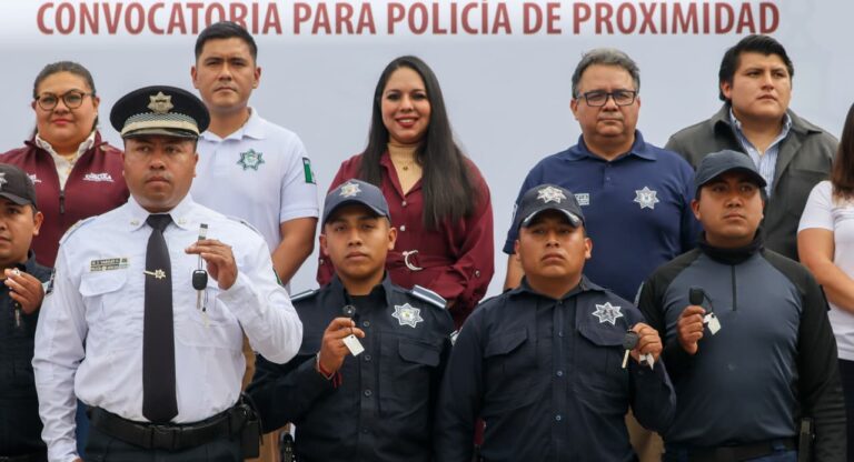Con entrega de equipamiento a la SSC, Tonantzin Fernández refuerza la seguridad de San Pedro Cholula
