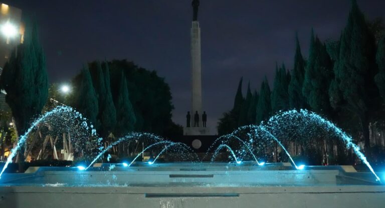 Fortalece gobierno de Pepe Chedraui espacios funcionales con inauguración del mantenimiento de la fuente Hermanos Serdán