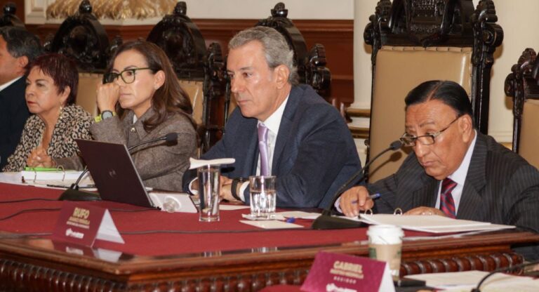 Cabildo de Puebla aprueba informes y estructura organizacional