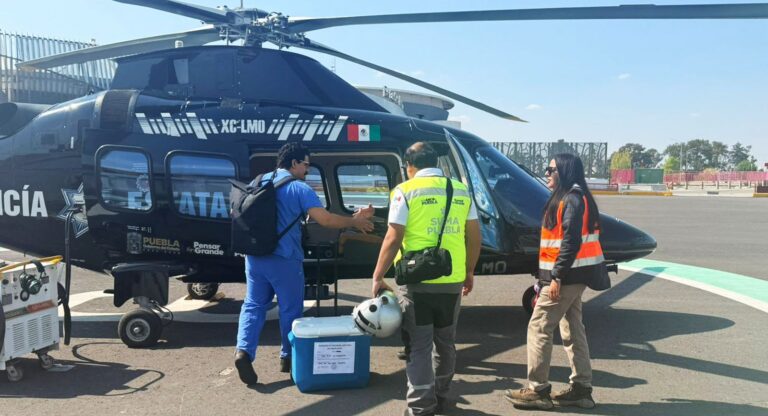 Gobierno de Puebla salva vidas con traslado aéreo de órgano donado a CDMX