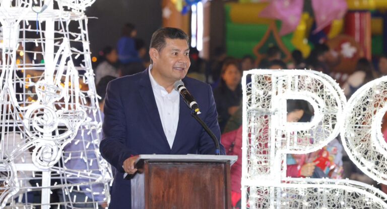 Alrededor de 300 mil personas disfrutaron del Festival Navideño “Por Amor a Puebla”