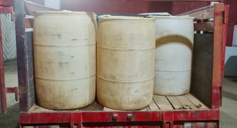Recuperan SSP y Policía de Municipal de Ahuazotepec hidrocarburo robado